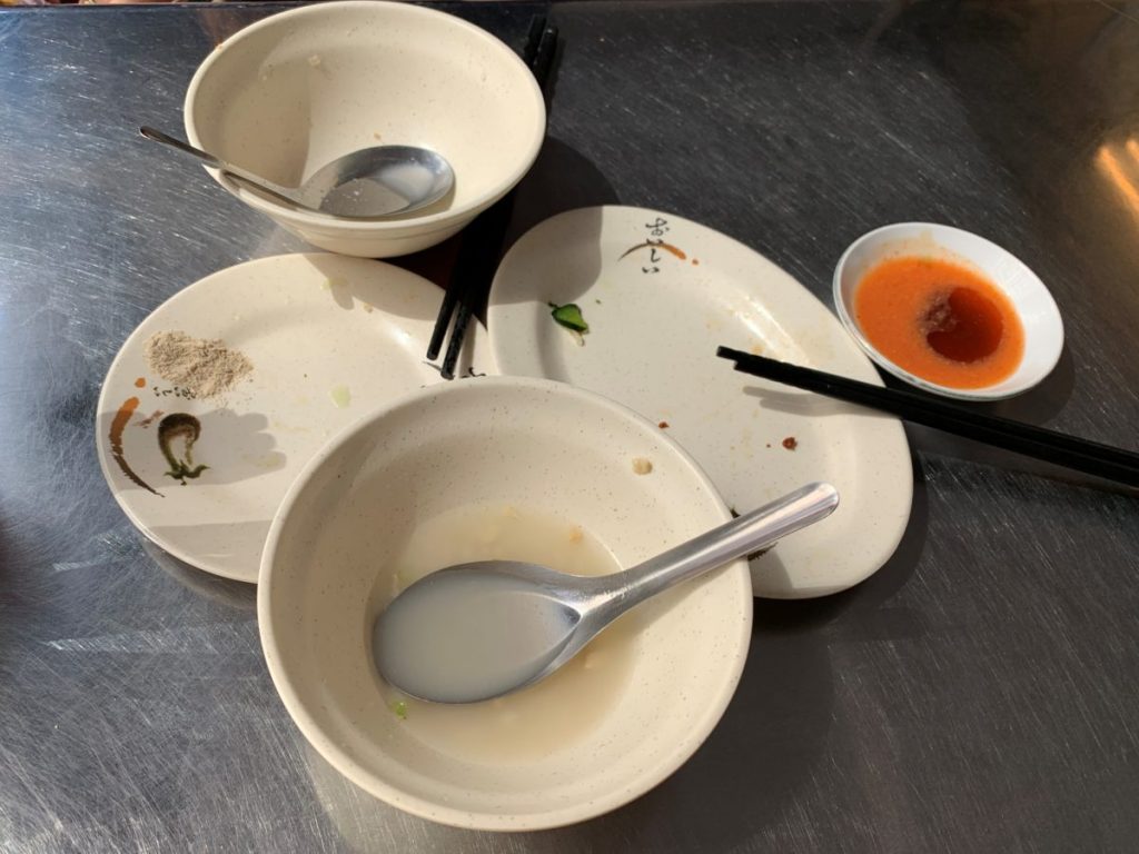 華西街鹹粥店